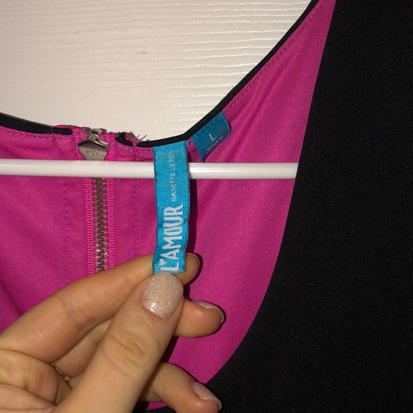 Black dress - Picture 3 of 3